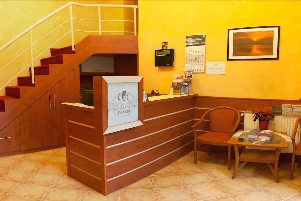 Broadway City Guesthouse Budapest