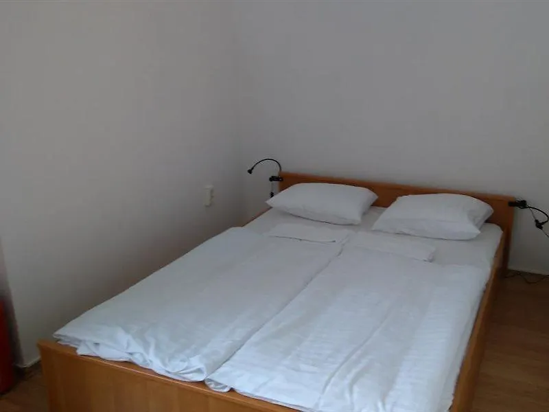 Broadway City Guesthouse Budapest
