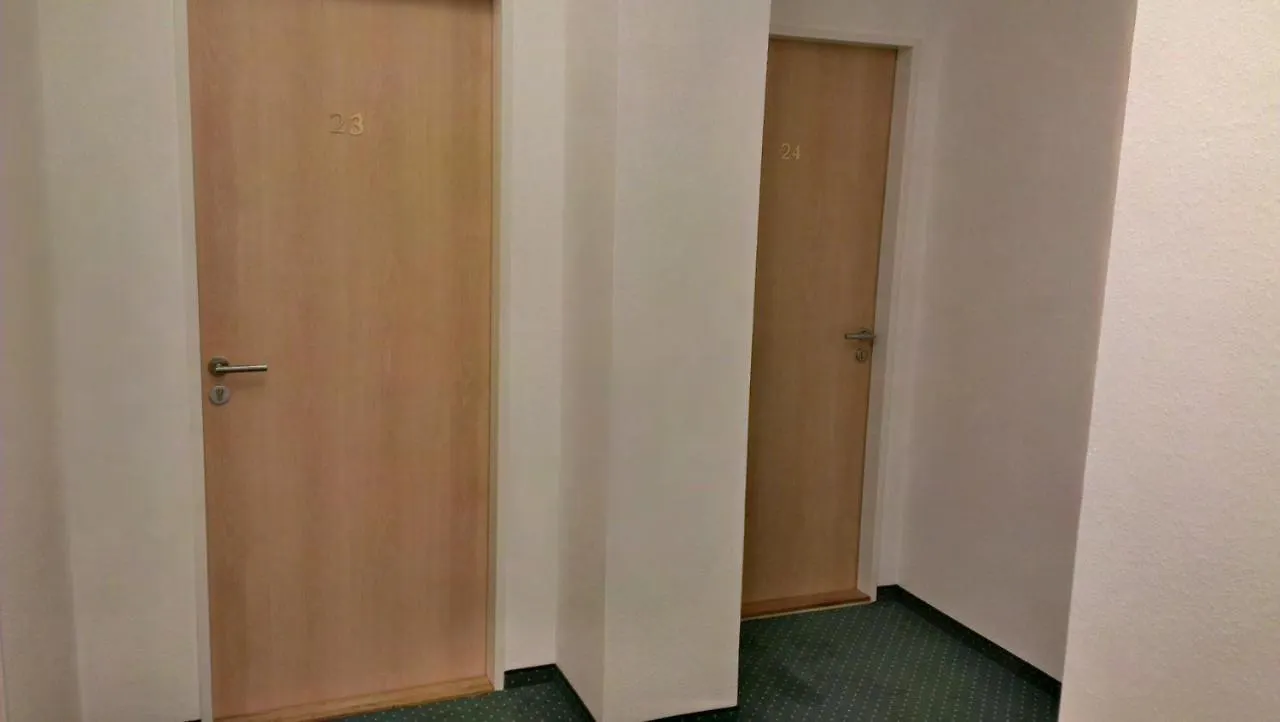 Broadway City Guesthouse Budapest 2*,