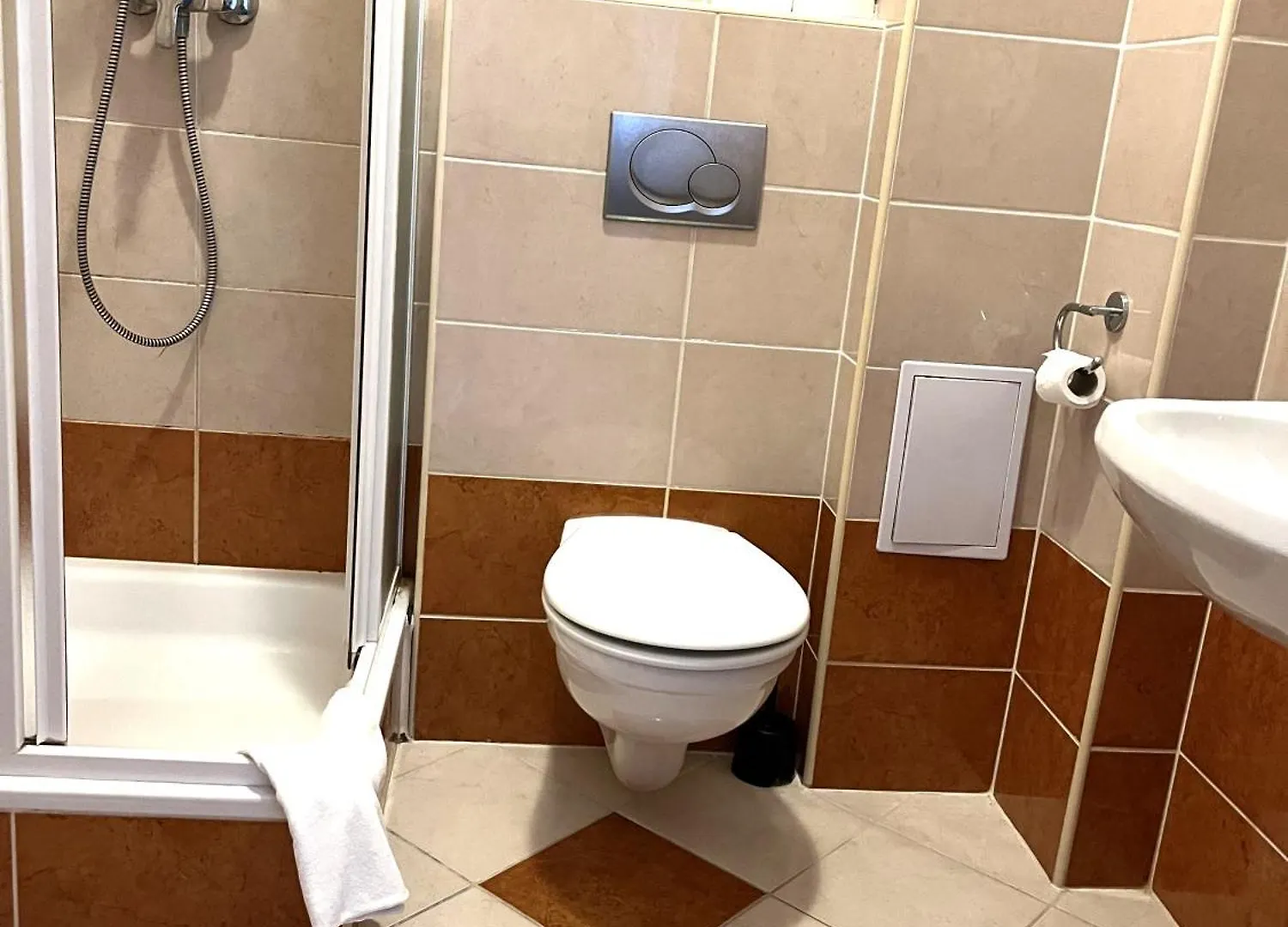 Broadway City Guesthouse Budapest