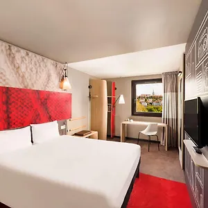 מלון Ibis Castle Hill