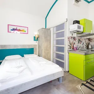 Amber Gardenview Studios Hotel apartamentowy