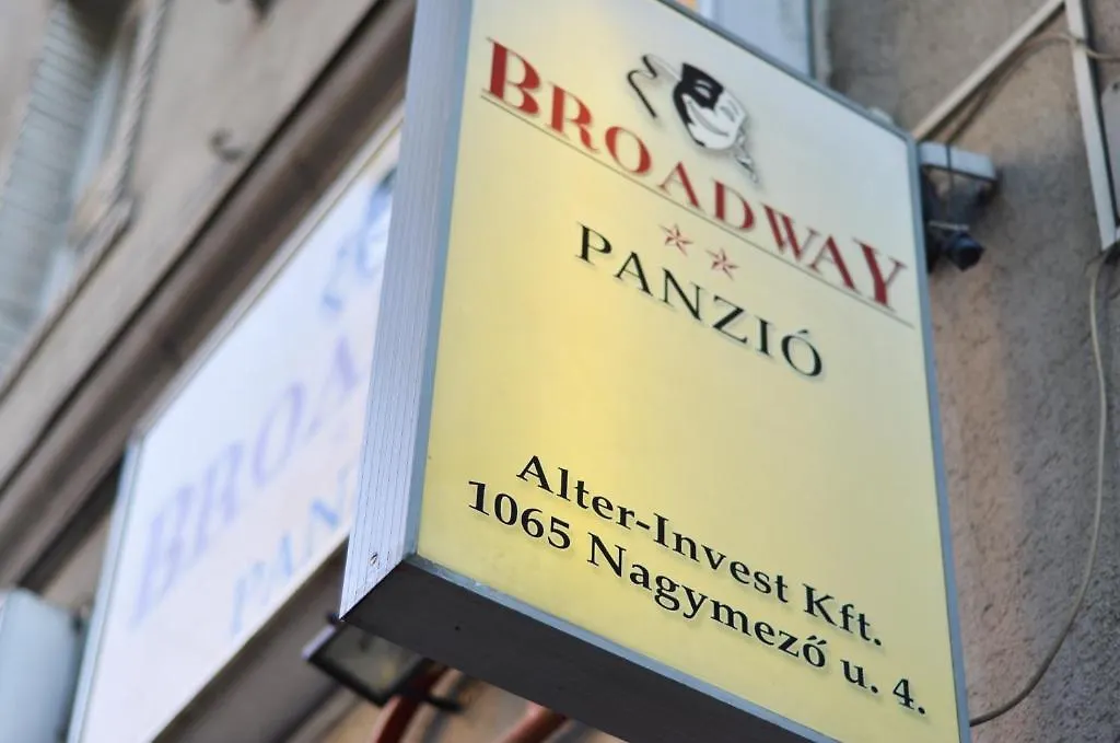 Broadway City Guesthouse Budapest